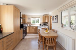 Kitchen- click for photo gallery